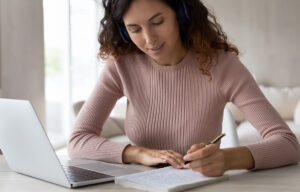 Trámite para apostillar documentos escolares chilenos para estudios en el extranjero